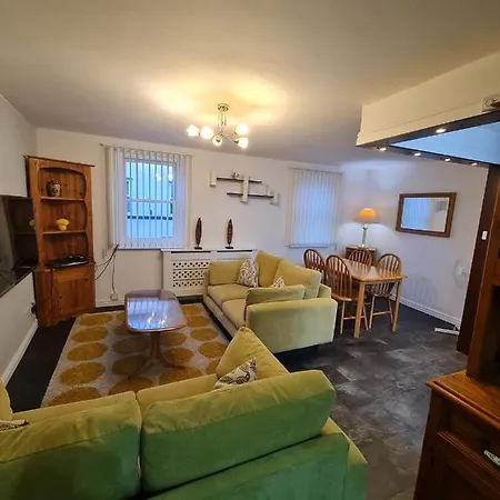 3 Bedroom In Cumbria Ulverston
